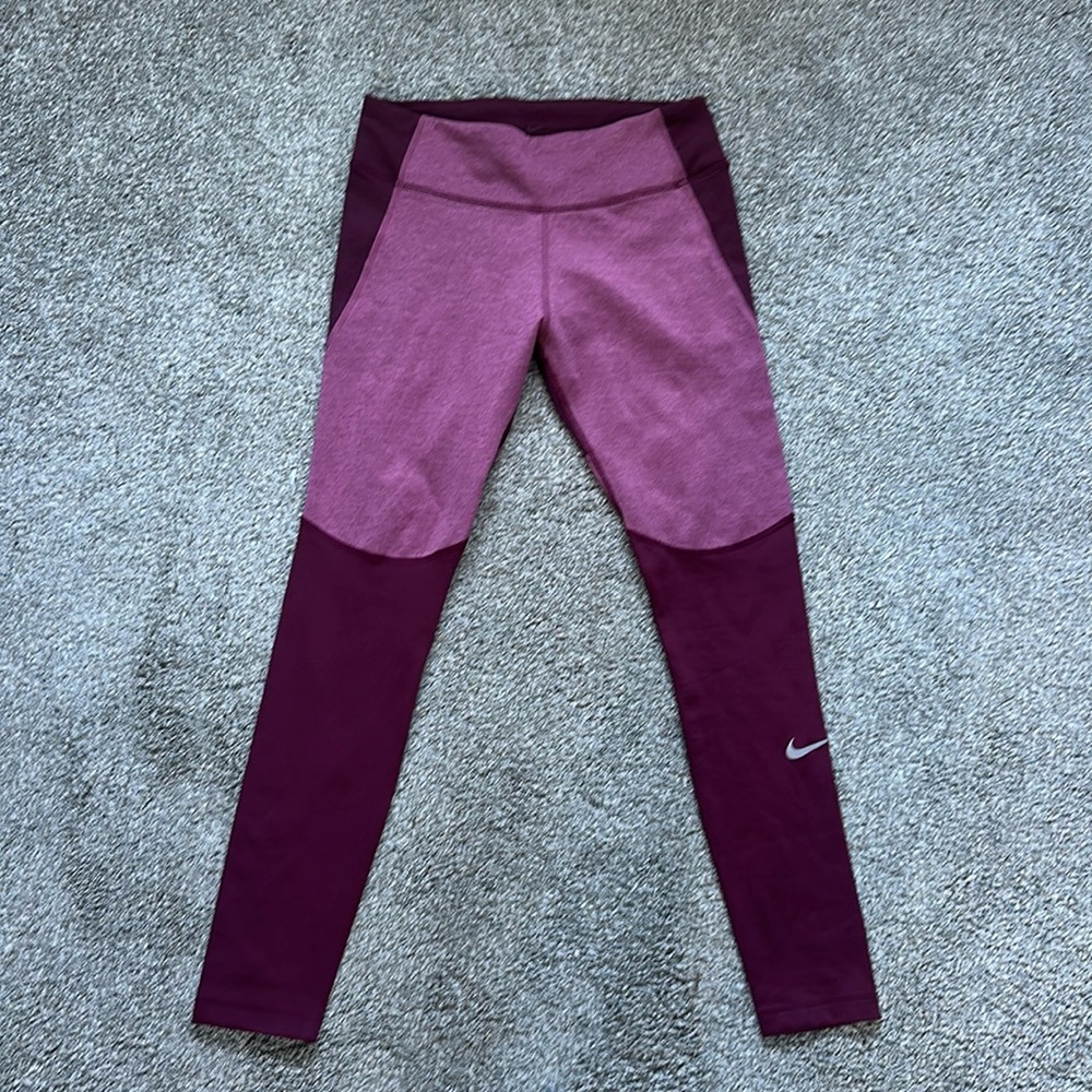 Burgundy bi-colored Nike dr-fit leggings